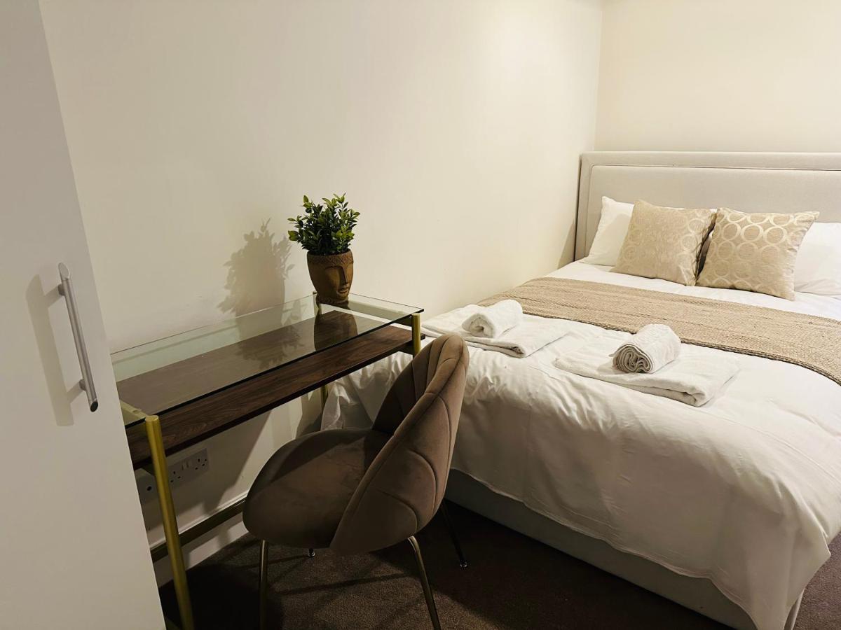 The Wimbledon Haven - Free Parking Apartment Лондон Екстериор снимка